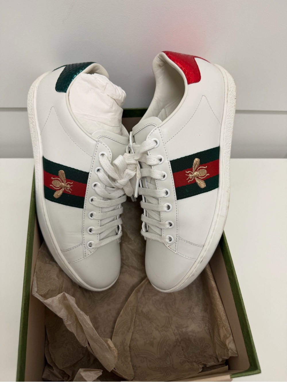 Gucci Women's Ace sneaker with bee- Size 37 - Picture 5 of 14
